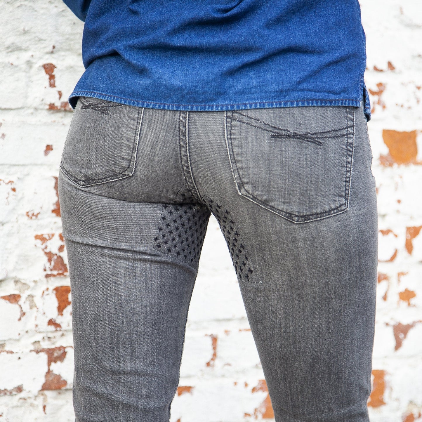 Rear End Mend Online Class - Miniature Rhino