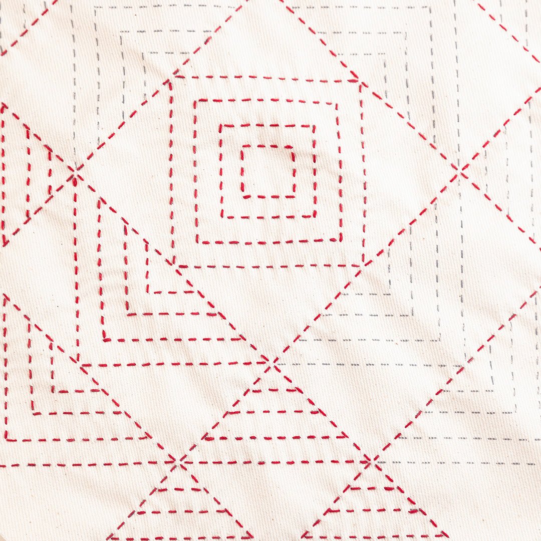 MR Pattern Club Stitch Sampler - Half Square Triangle Quilt - Miniature Rhino