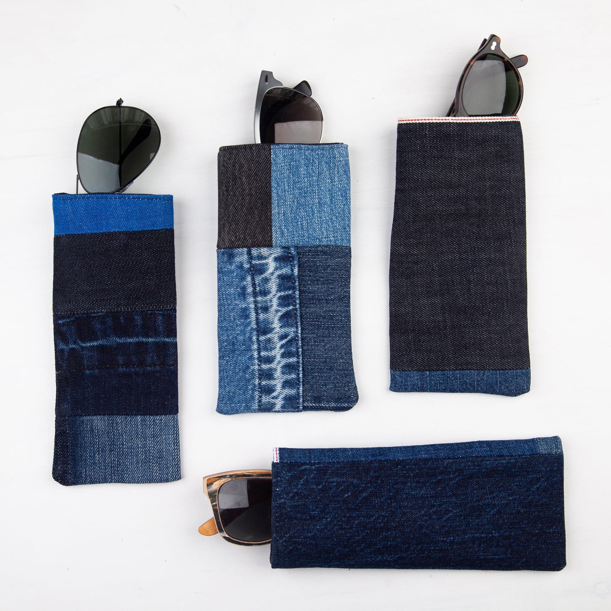 Eyeglass Case 2 - Miniature Rhino